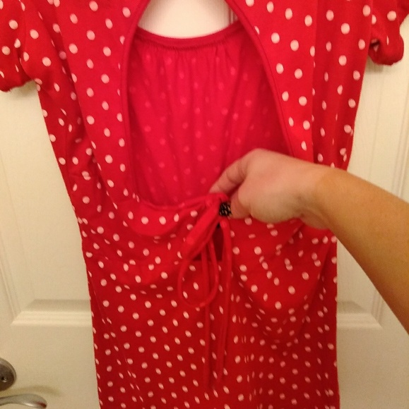 Adorable Red w/ white dot Xhilaration cutout - Picture 3 of 4